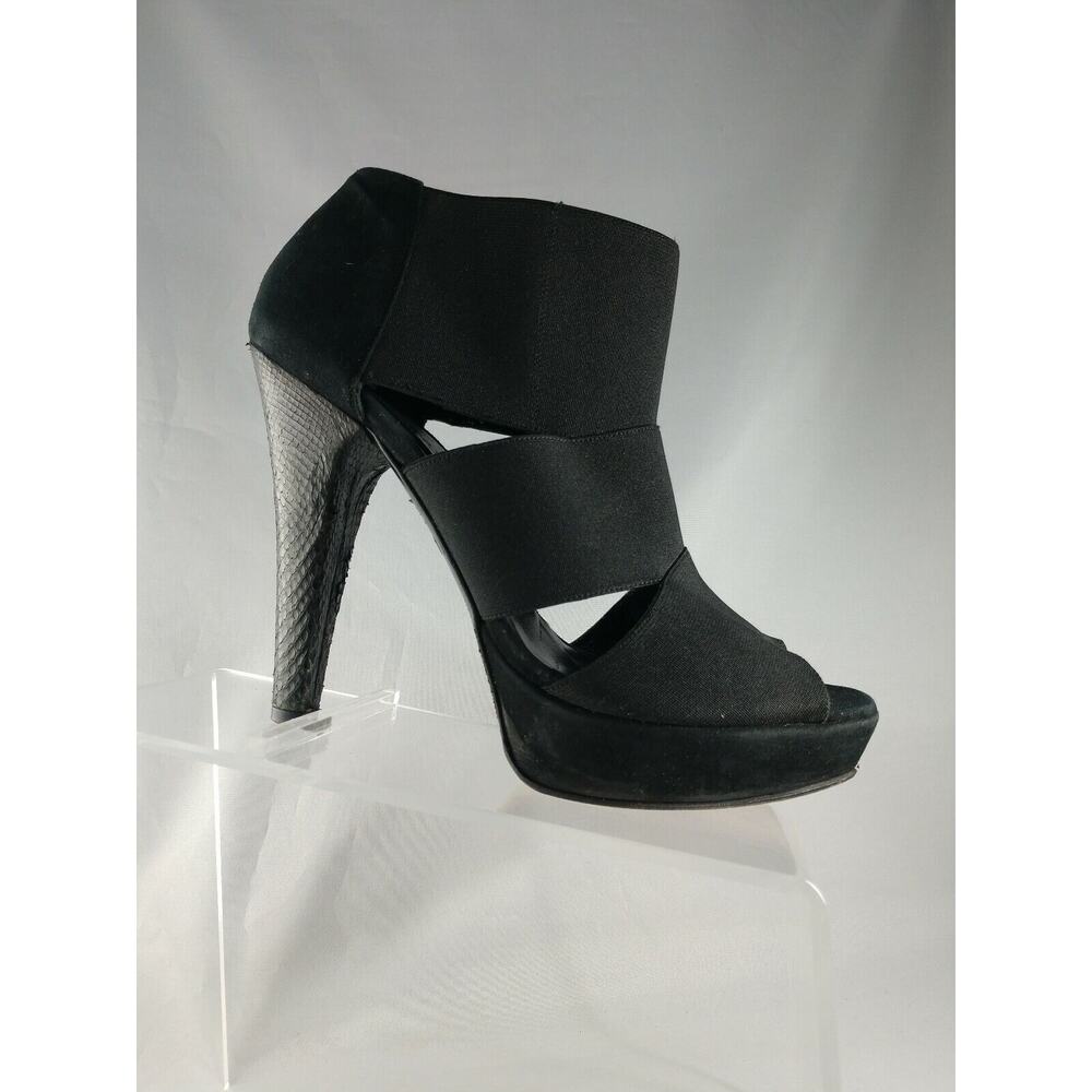 Jenni Kayne Black Ankle Boots Sleek Design